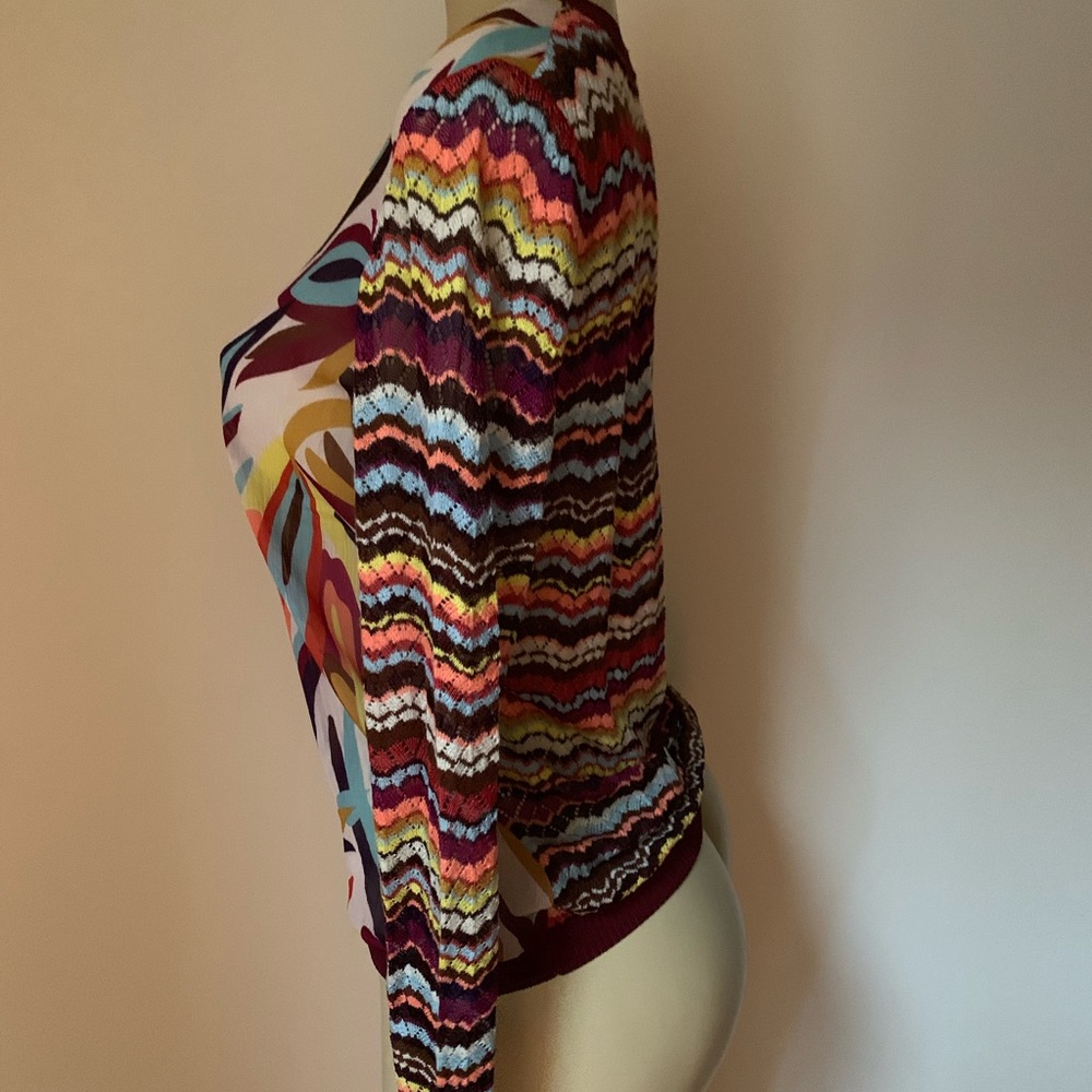 Sweater - Picture 2 of 4